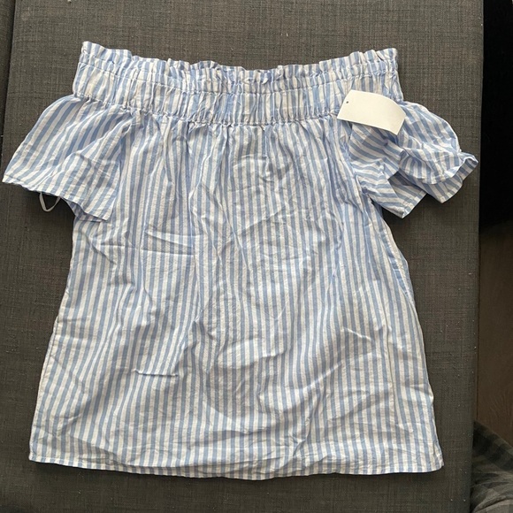 H&M L.O.G.G Collection Off the Shoulder Top - Picture 2 of 5